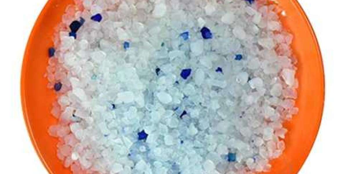 Manufacturing process of mini crystal silica gel cat litter