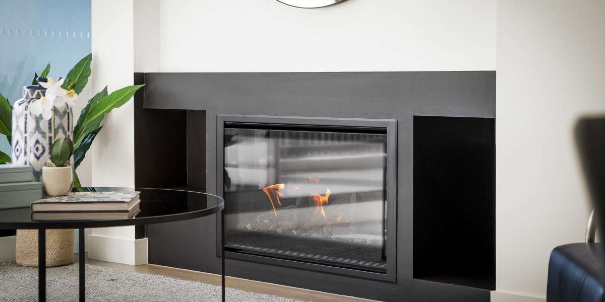 Guide To Traditional Fireplaces UK: The Intermediate Guide To Traditional Fireplaces UK